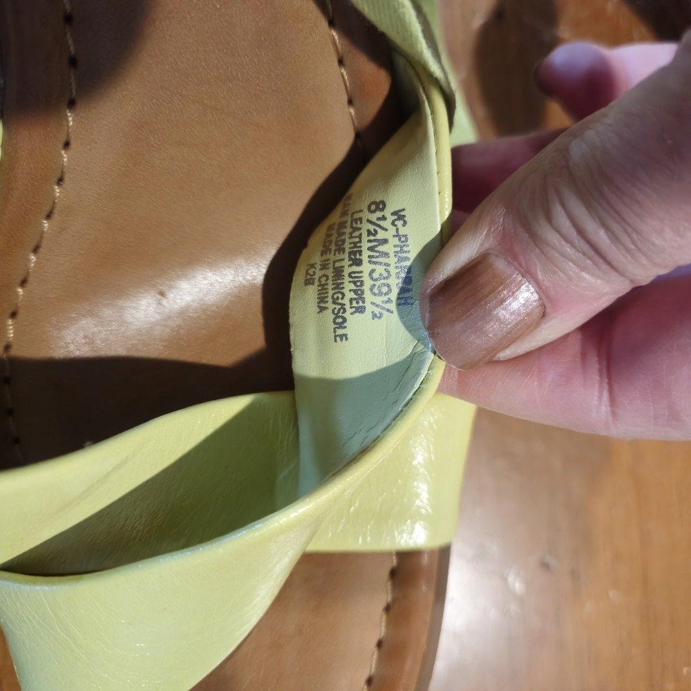 Vince Camuto Pharrah Yellow Leather Espadrille Wedge Sandal 8.5 NWT - Picture 9 of 9